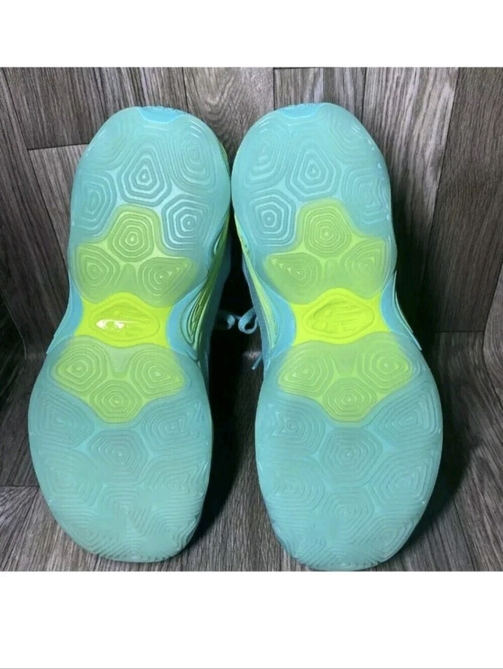 New Balance Fresh Foam BB v2 Cyber Jade Men's Basketball Shoes Size 7.5 - Picture 3 of 4